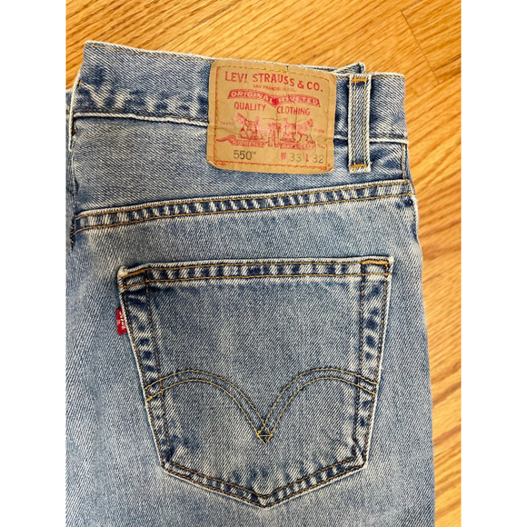33 X 32 Levis 550 Relaxed Fit Light Stonewash Mens - Picture 2 of 9